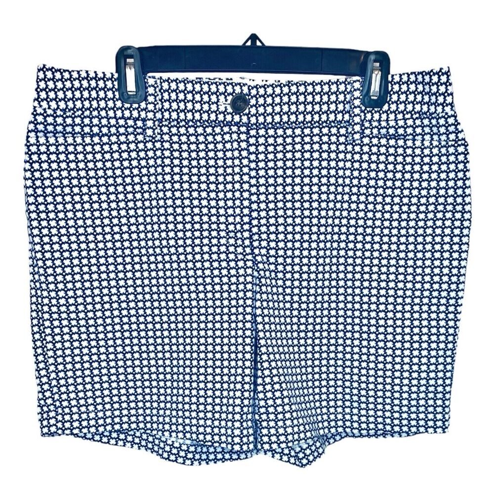 Lands End Mid-Rise 7" Women's Shorts Size 12 Blue & White Geometric Print Fit‎ 2
